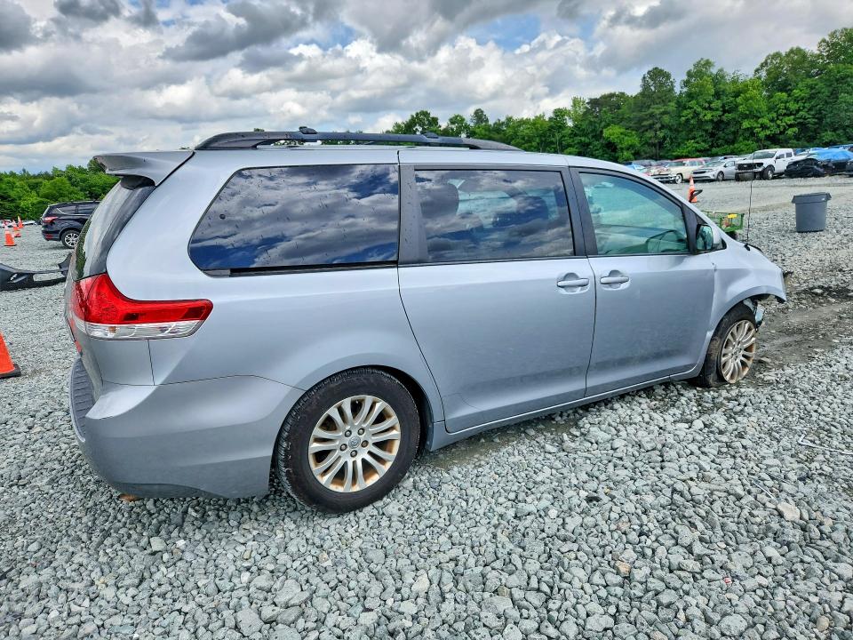 Aukcja sprzedaży 2014 Toyota Sienna, vin: 5TDYK3DC4ES433277, numer aukcji: 55230586