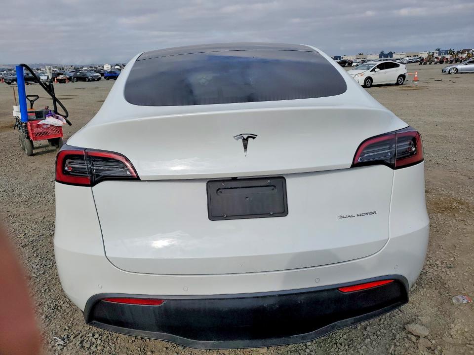 Продажа на аукционе авто 2022 Tesla Model Y, vin: 7SAYGDEE9NF370174, номер лота: 53577246