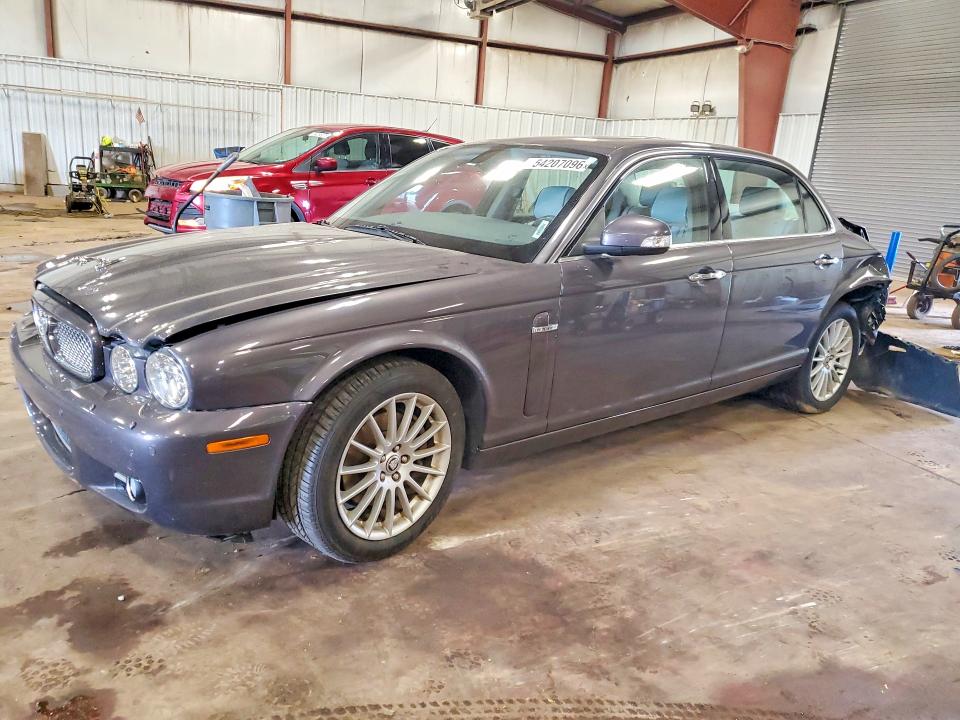 Продажа на аукционе авто 2008 Jaguar Xj8, vin: SAJWA79B58SH23657, номер лота: 54207096