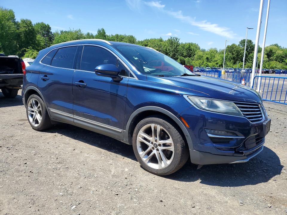 Продаж на аукціоні авто 2015 Lincoln Mkc, vin: 5LMCJ2A94FUJ00695, номер лоту: 54670266