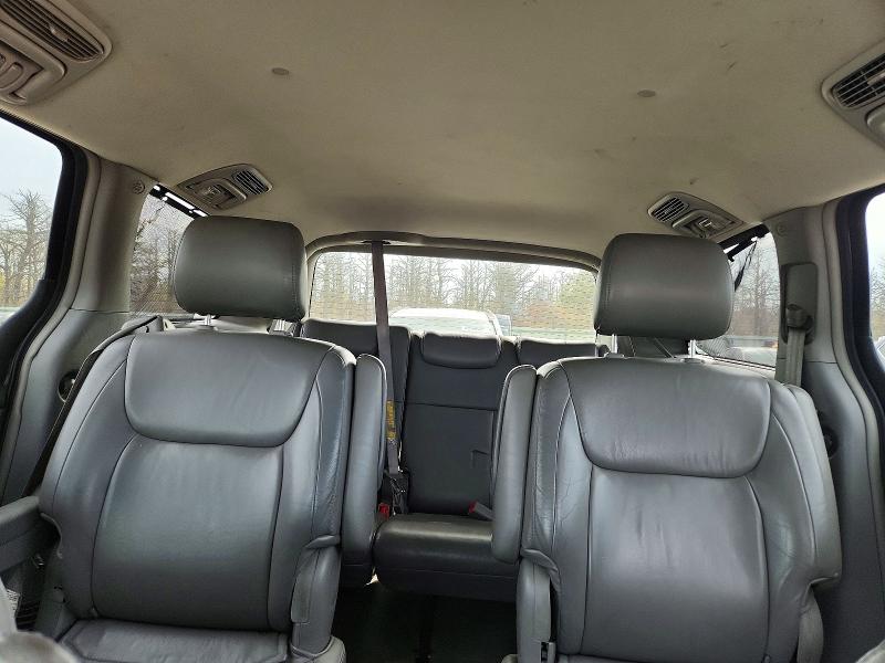 2004 Toyota Sienna მანქანა იყიდება აუქციონზე, vin: 5TDZA22C74S080813, აუქციონის ნომერი: 51830776