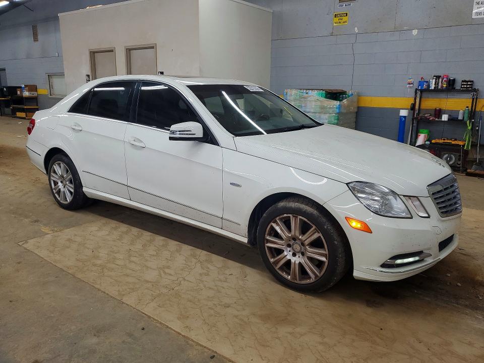52910056 :رقم المزاد ، WDDHF5KB0CA559498 vin ، 2012 Mercedes-benz E مزاد بيع