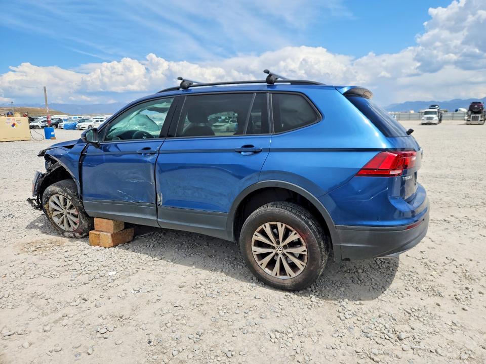 Продажа на аукционе авто 2018 Volkswagen Tiguan, vin: 3VV1B7AX9JM021447, номер лота: 51974876