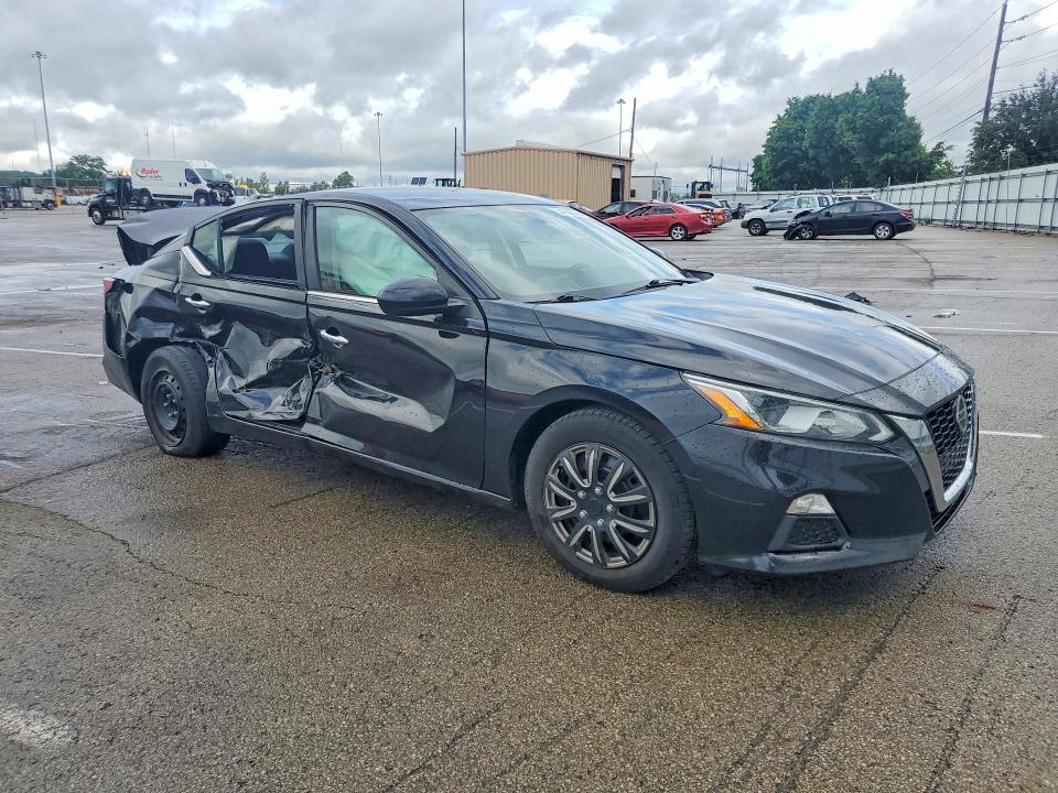 Продажа на аукционе авто 2020 Nissan Altima, vin: 1N4BL4BV8LC205588, номер лота: 54709066