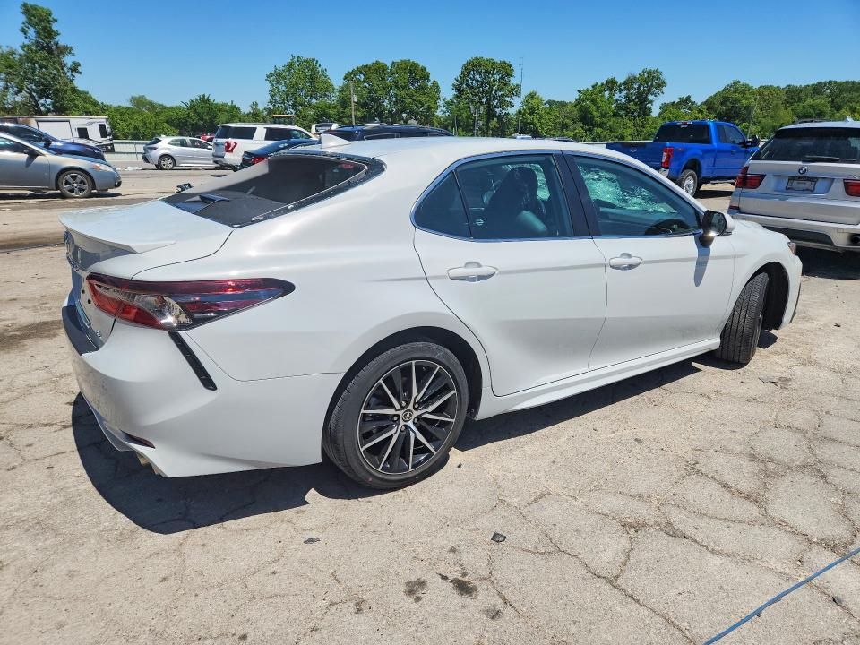 52386776 :رقم المزاد ، 4T1T11AK5PU170501 vin ، 2023 Toyota Camry مزاد بيع
