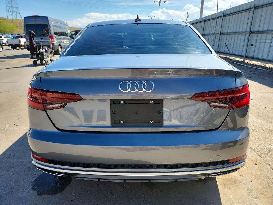 2019 Audi A4 მანქანა იყიდება აუქციონზე, vin: WAUDNAF4XKA044343, აუქციონის ნომერი: 52870586