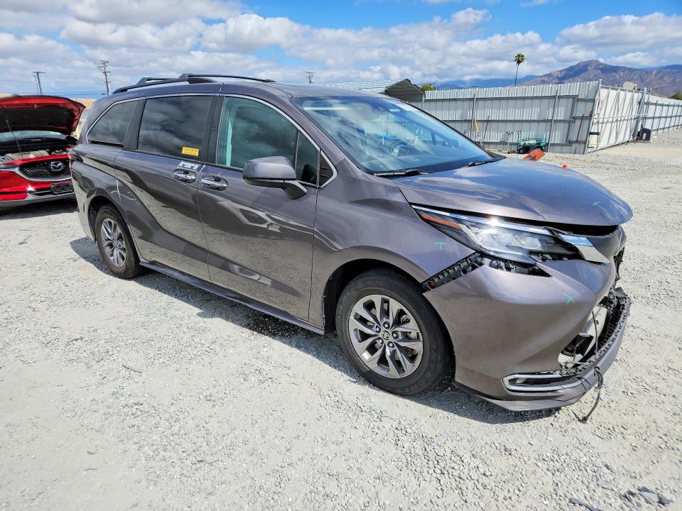 Aukcja sprzedaży 2022 Toyota Sienna, vin: 5TDJRKEC5NS101046, numer aukcji: 55206096