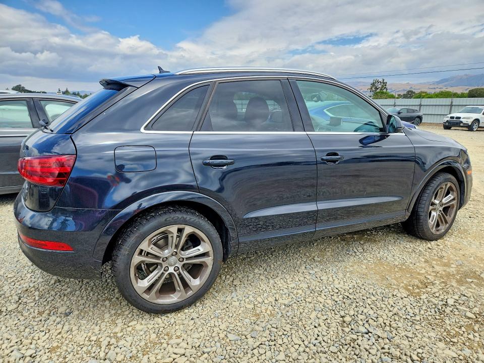 Продажа на аукционе авто 2015 Audi Q3, vin: WA1EFCFS2FR004631, номер лота: 55400076