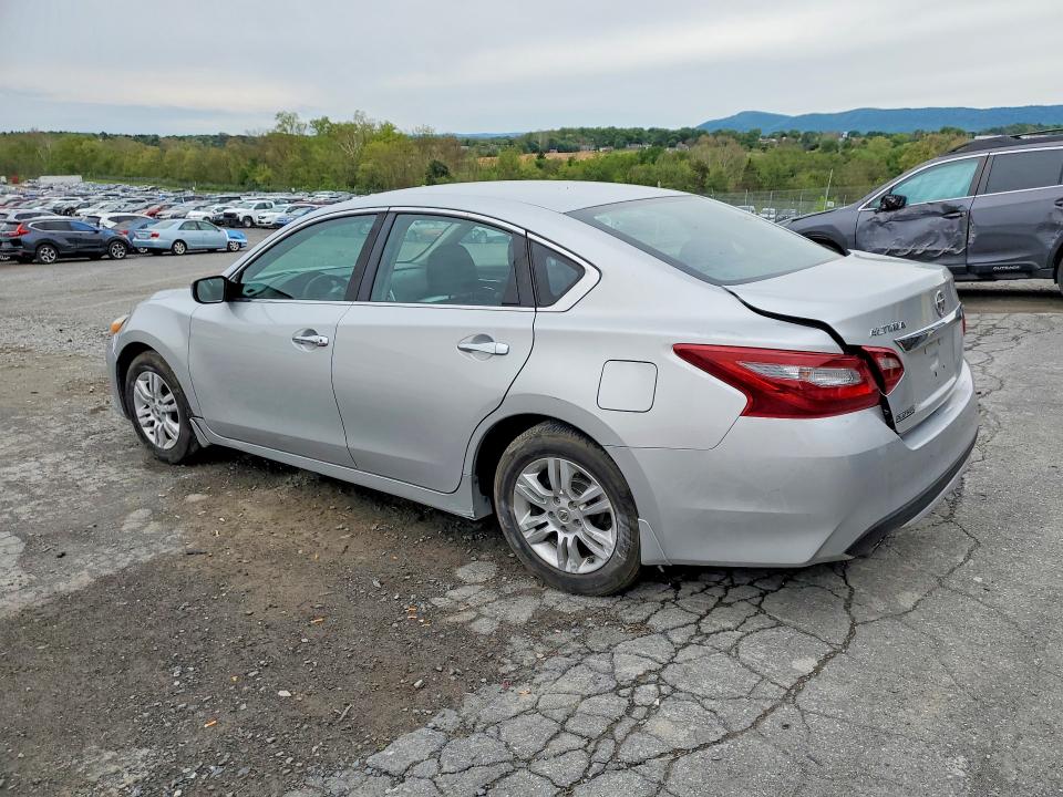 52861656 :رقم المزاد ، 1N4AL3AP4JC103212 vin ، 2018 Nissan Altima مزاد بيع