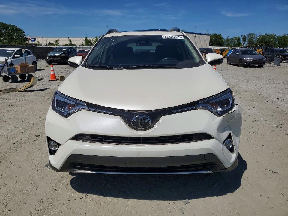 Продаж на аукціоні авто 2018 Toyota Rav4, vin: JTMYFREVXJD128878, номер лоту: 52339936