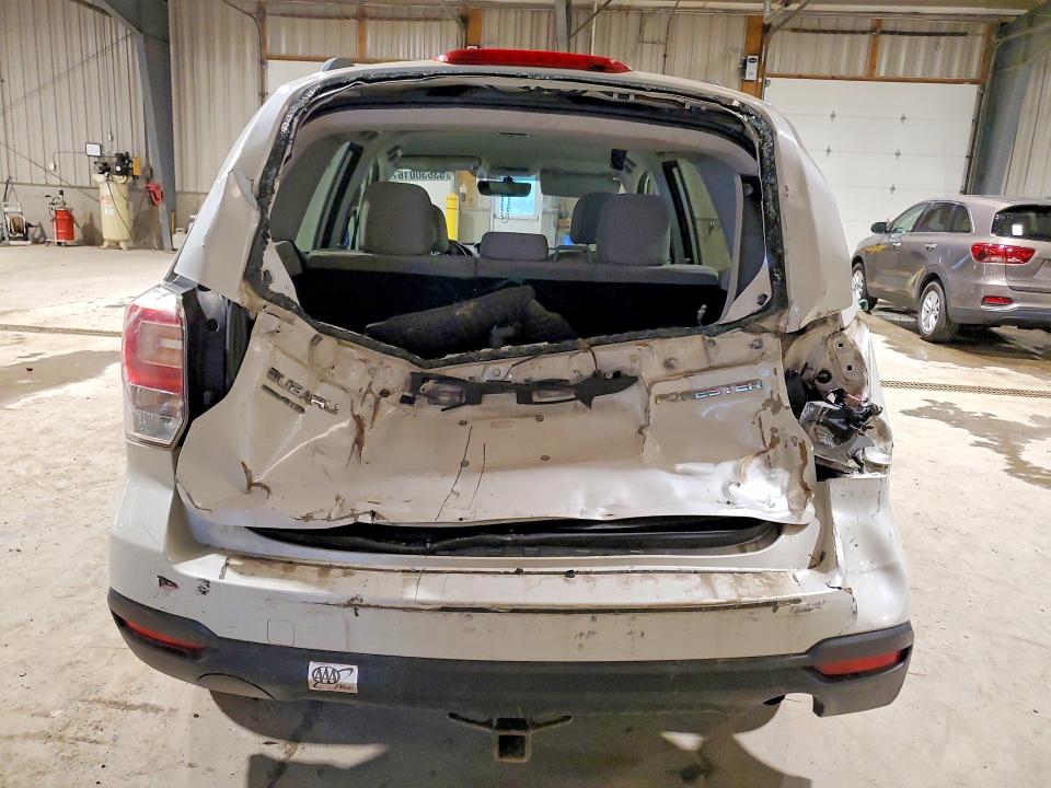 53630016 :رقم المزاد ، JF2SJABC2JH561615 vin ، 2018 Subaru Forester مزاد بيع