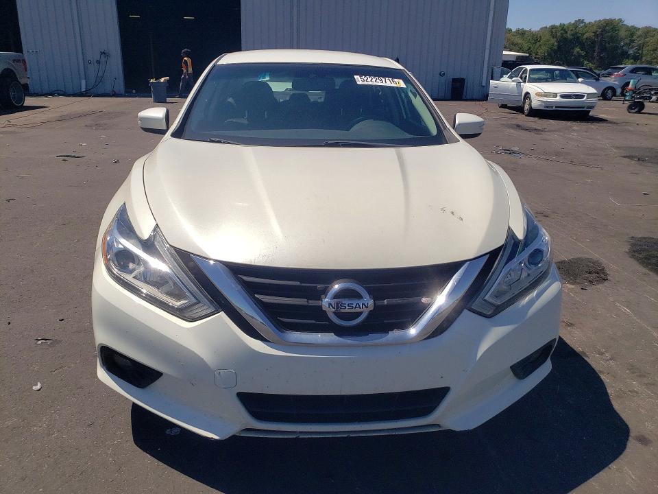 52229716 :رقم المزاد ، 1N4AL3AP6HC170047 vin ، 2017 Nissan Altima مزاد بيع