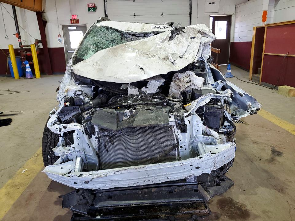2026 Subaru Forester მანქანა იყიდება აუქციონზე, vin: 4S4SLDD60T3071946, აუქციონის ნომერი: 52550156