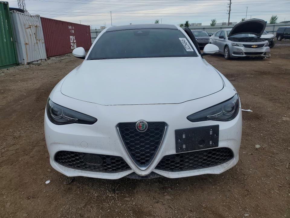 Продаж на аукціоні авто 2022 Alfa Romeo Giulia, vin: ZARFANBN5N7656664, номер лоту: 52254846