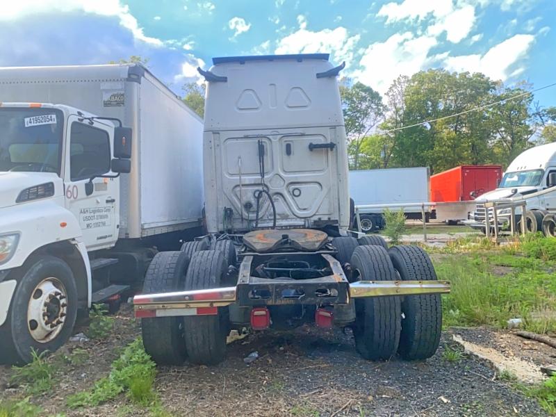 Продажа на аукционе авто 2019 Freigliner Cascadia 126, vin: 1FUJHHDR8KLKN0228, номер лота: 53288316