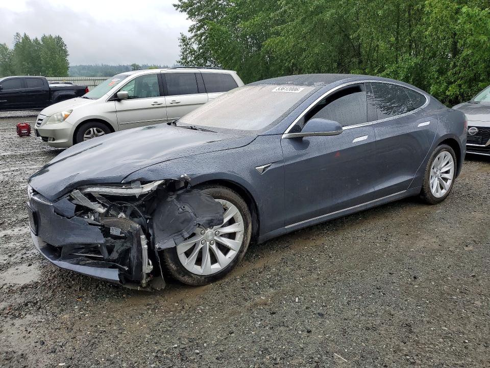 Auction sale of the 2017 Tesla Model 3, vin: 5YJSA1E28HF231067, lot number: 53612006
