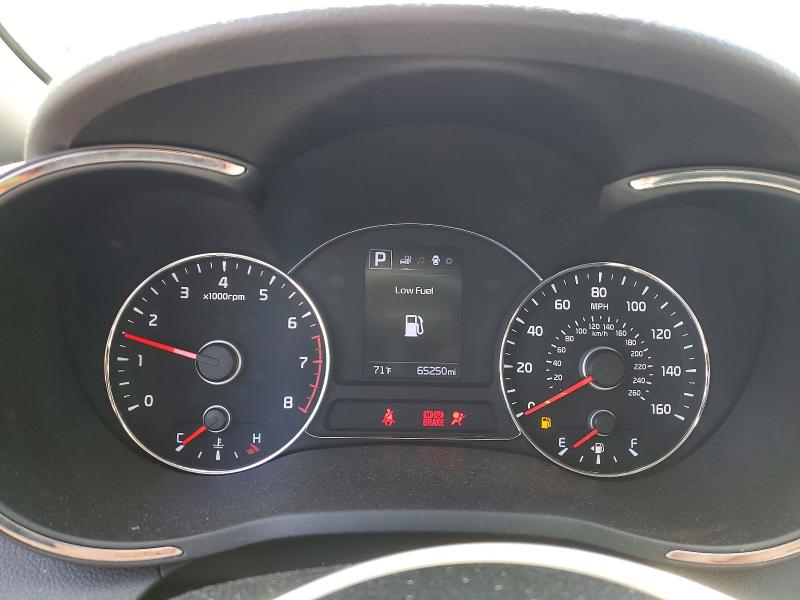 53375946 :رقم المزاد ، 3KPFL4A78JE280666 vin ، 2018 Kia Forte مزاد بيع