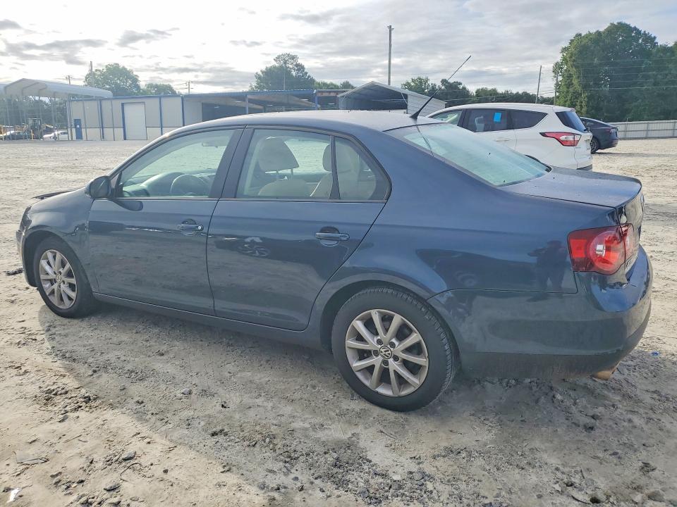 55213546 :رقم المزاد ، 3VWRZ7AJXAM119134 vin ، 2010 Volkswagen Jetta مزاد بيع