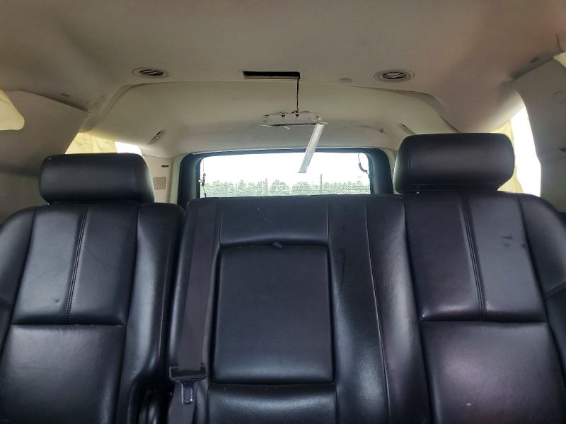 53985436 :رقم المزاد ، 3GNFK16388G199261 vin ، 2008 Chevrolet Suburban مزاد بيع