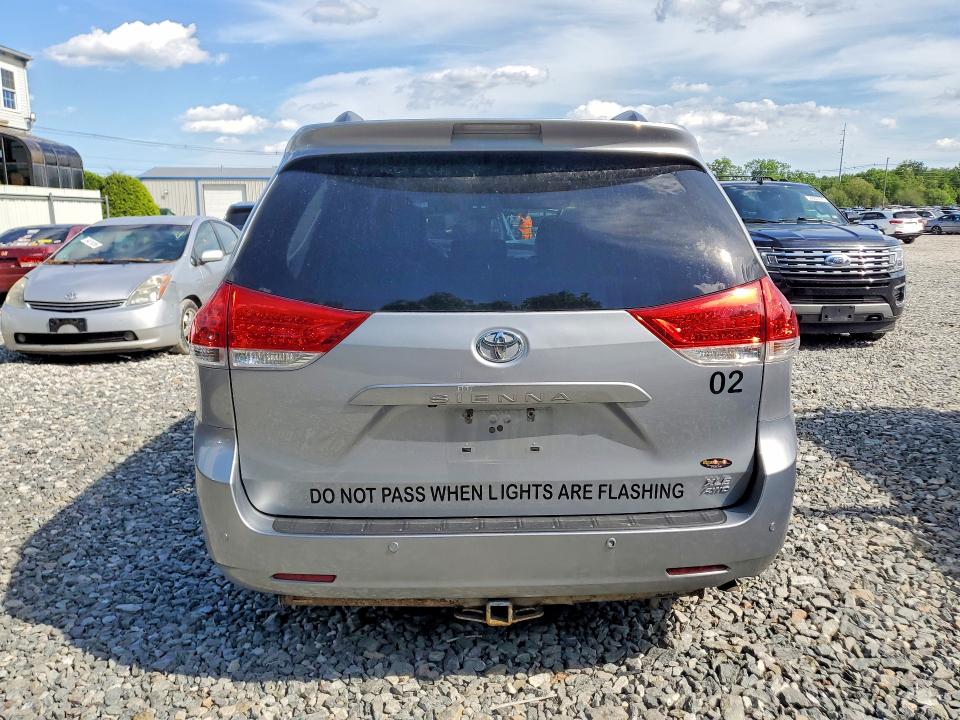 Aukcja sprzedaży 2014 Toyota Sienna, vin: 5TDDK3DC0ES072628, numer aukcji: 54959206