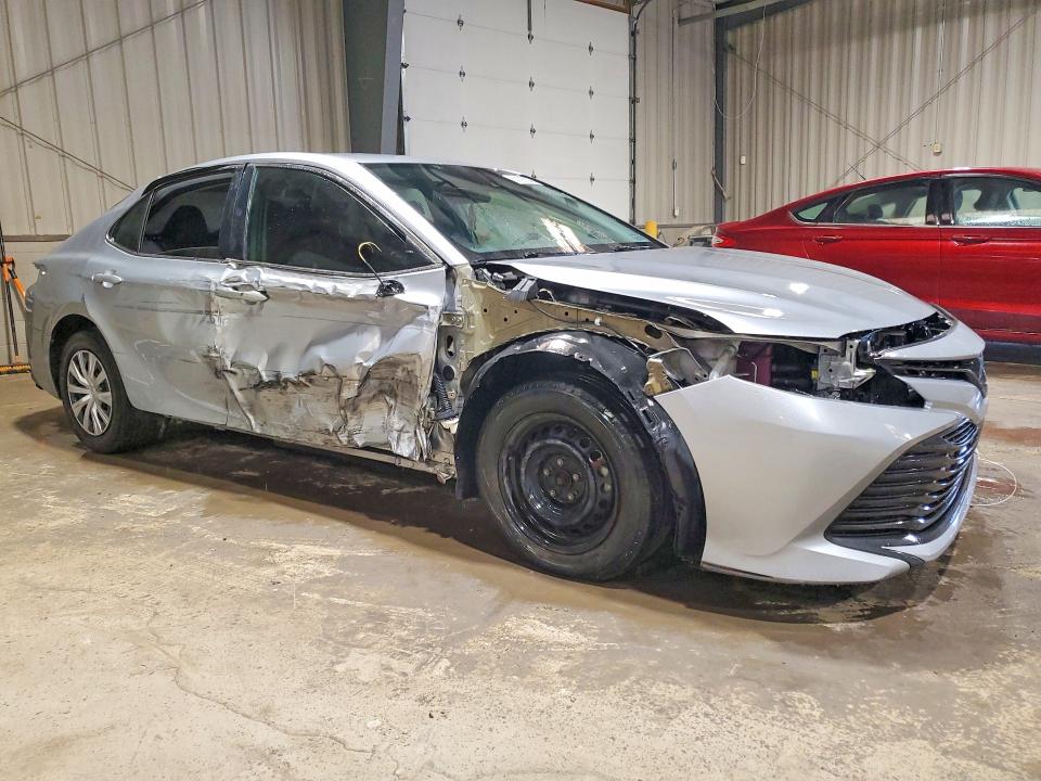 53199226 :رقم المزاد ، 4T1C31AK3LU014025 vin ، 2020 Toyota Camry مزاد بيع