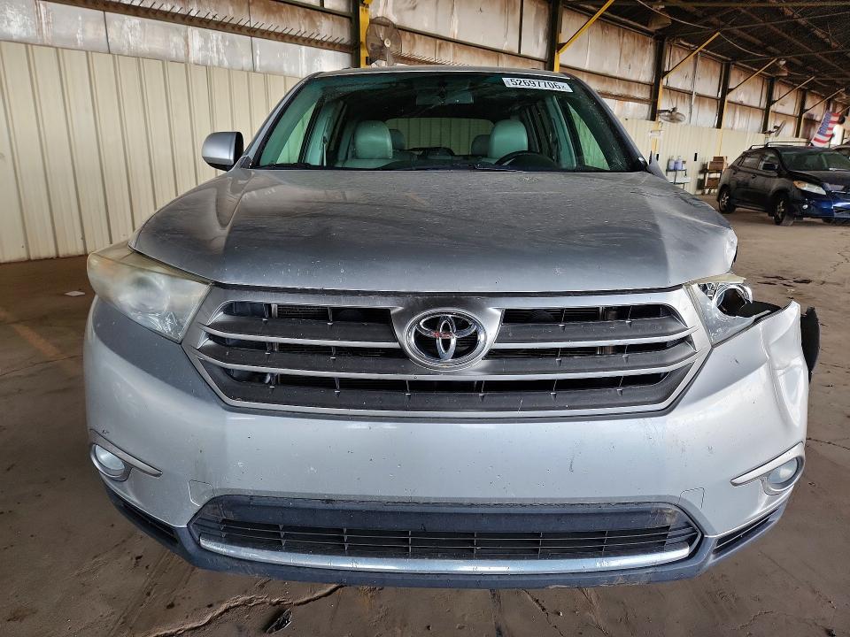52697706 :رقم المزاد ، 5TDZK3EH0DS121759 vin ، 2013 Toyota Highlander مزاد بيع