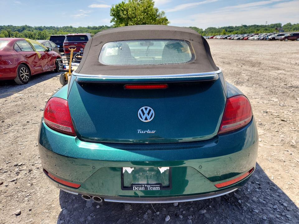 55030686 :رقم المزاد ، 3VW5DAAT0JM502351 vin ، 2018 Volkswagen Beetle مزاد بيع