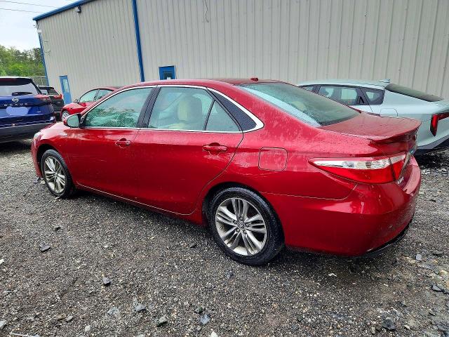 2015 Toyota Camry Hybrid მანქანა იყიდება აუქციონზე, vin: 4T1BD1FK2FU143220, აუქციონის ნომერი: 52612526