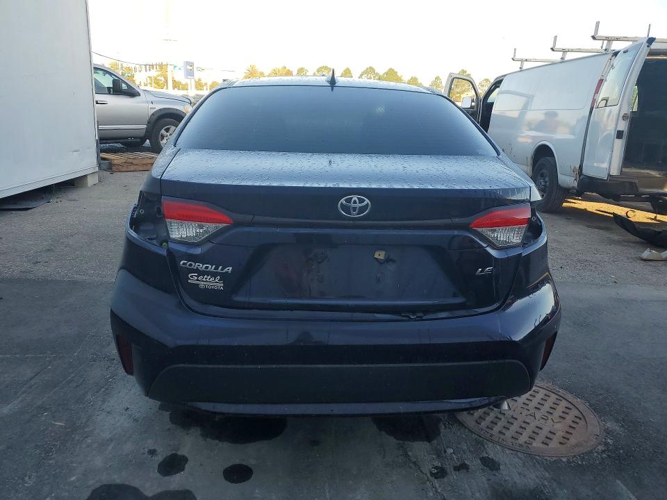 Продаж на аукціоні авто 2021 Toyota Corolla, vin: JTDEPMAEXMJ127518, номер лоту: 53930866