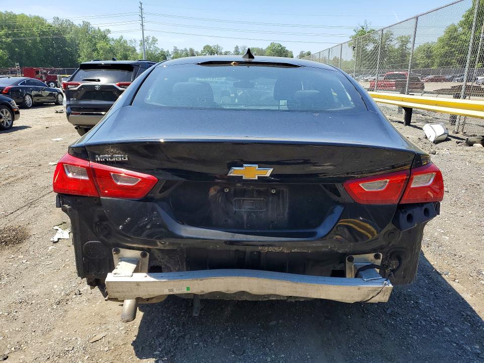 53787166 :رقم المزاد ، 1G1ZB5ST8JF232858 vin ، 2018 Chev Malibu مزاد بيع