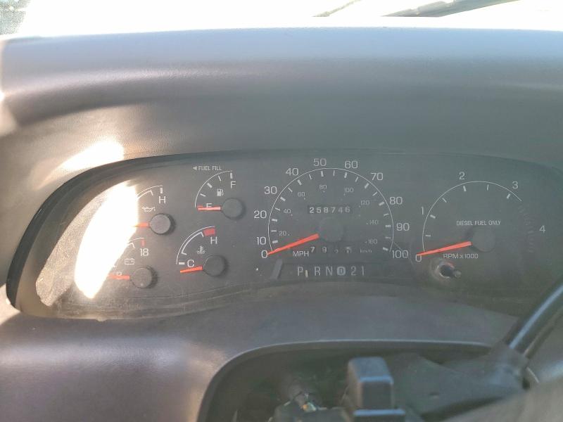 2000 Ford F450 მანქანა იყიდება აუქციონზე, vin: 1FDXW46F2YED34105, აუქციონის ნომერი: 52917306