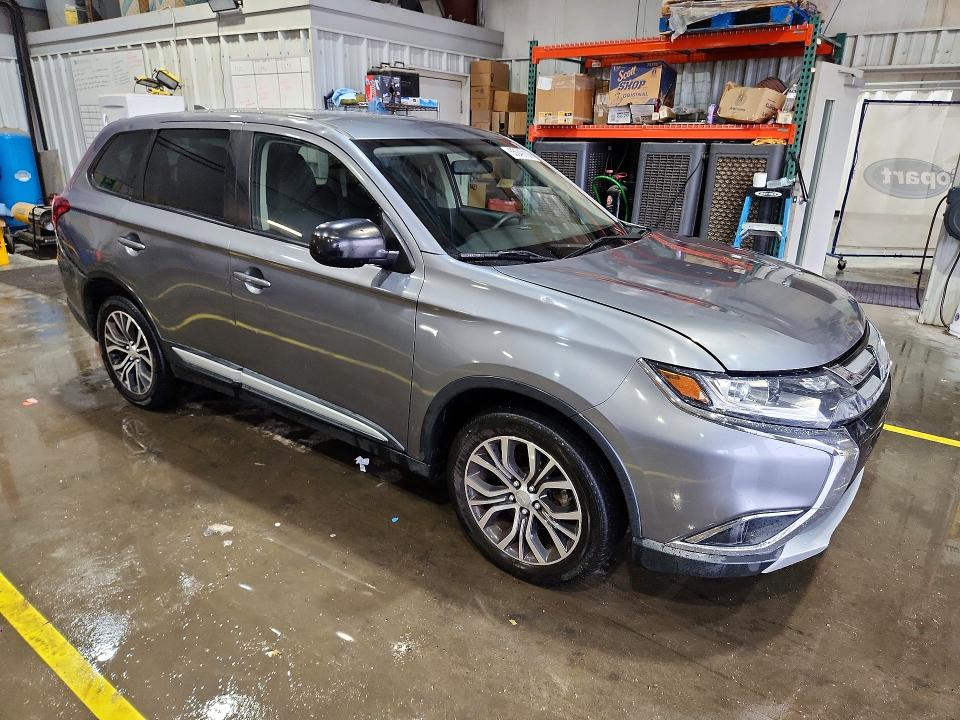 2018 Mitsubishi Outlander მანქანა იყიდება აუქციონზე, vin: JA4AZ3A35JJ003616, აუქციონის ნომერი: 55049106