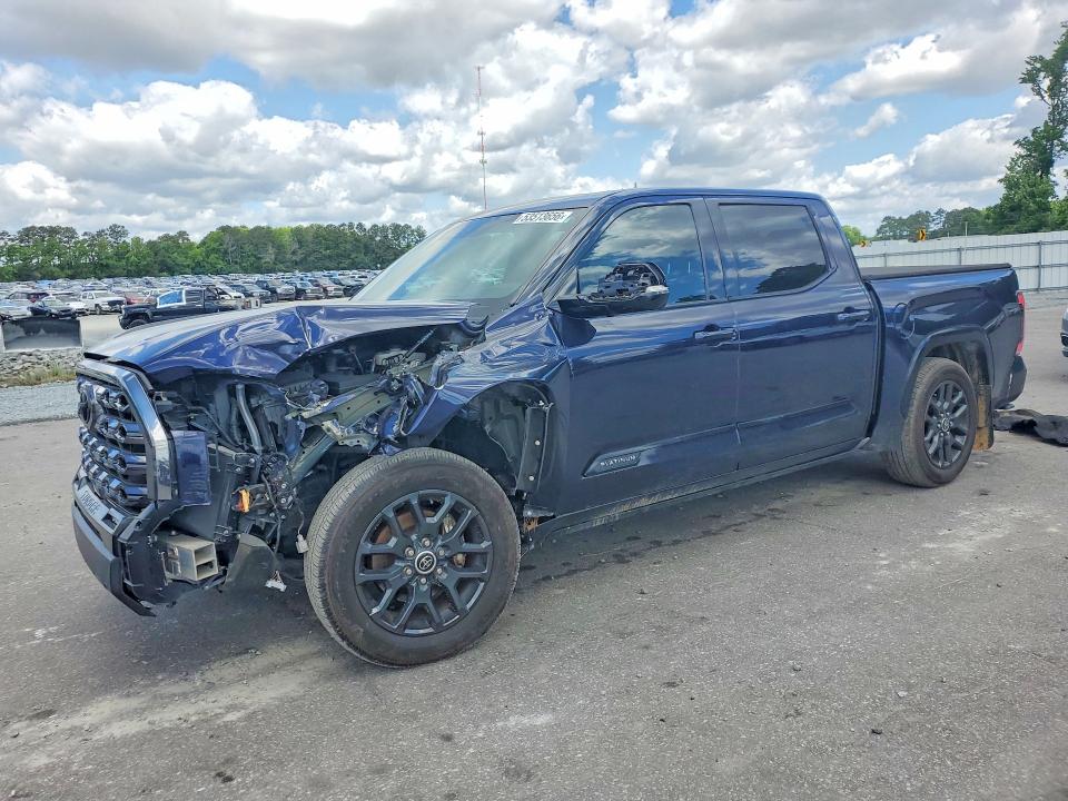 53513656 :رقم المزاد ، 5TFNA5DB4NX002280 vin ، 2022 Toyota Tundra مزاد بيع