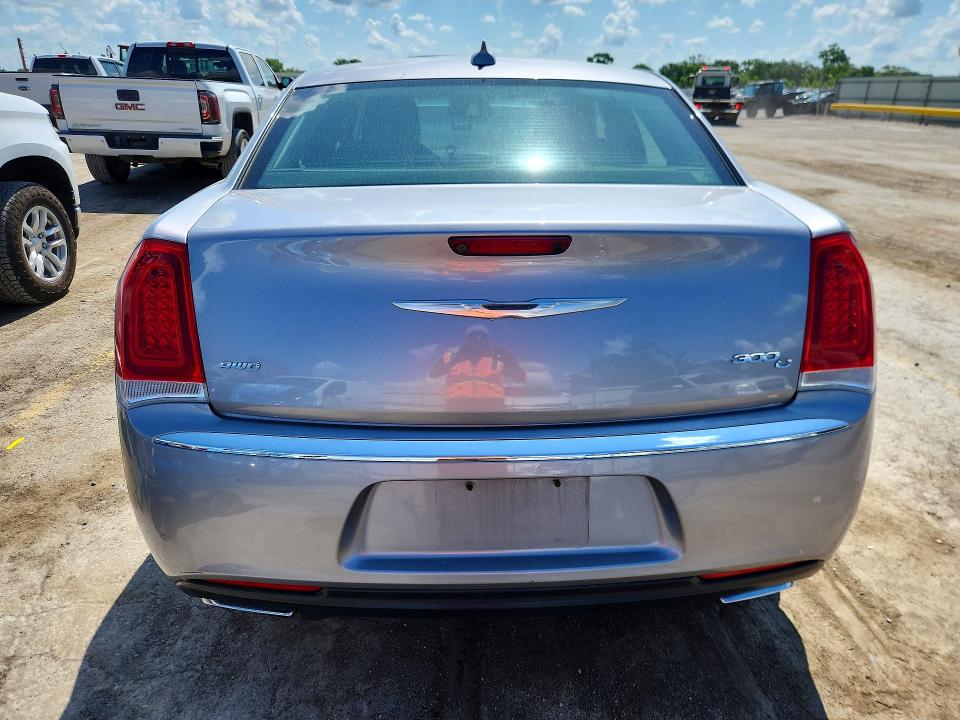 Aukcja sprzedaży 2016 Chrysler 300c, vin: 2C3CCAKGXGH106499, numer aukcji: 54832256
