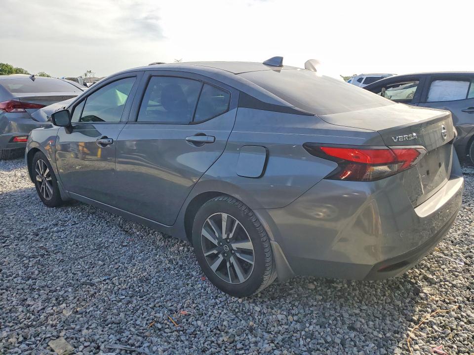 52351196 :رقم المزاد ، 3N1CN8EV2ML895598 vin ، 2021 Nissan Versa مزاد بيع