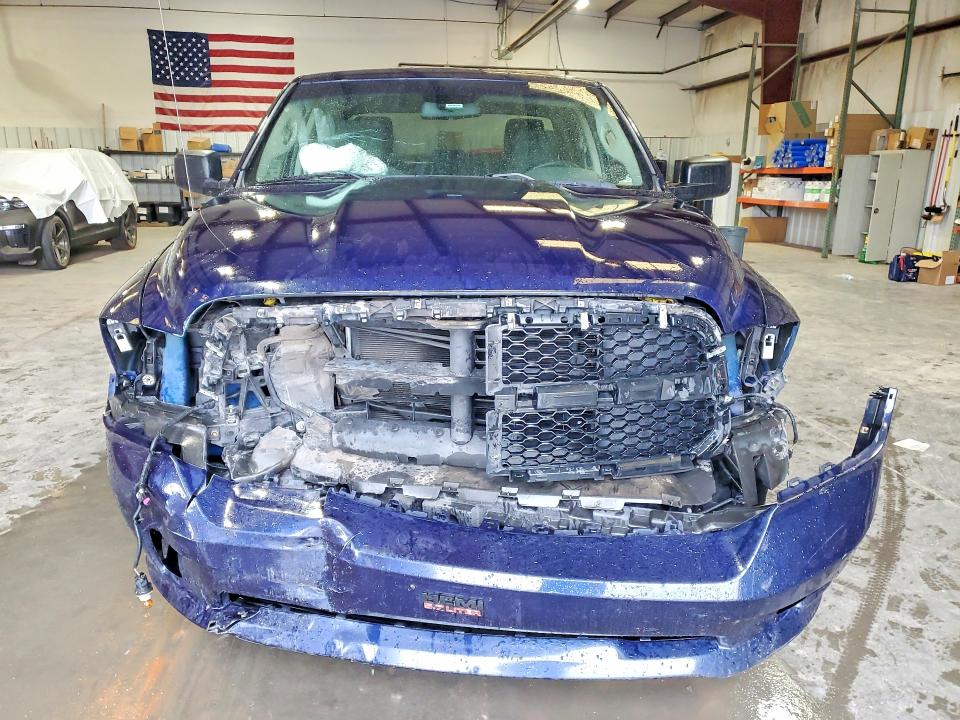 54628716 :رقم المزاد ، 1C6RR7FT4FS601200 vin ، 2015 Ram 1500 مزاد بيع