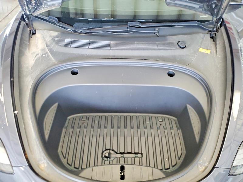 Продажа на аукционе авто 2021 Tesla Model 3, vin: 5YJ3E1EB5MF979696, номер лота: 52160936