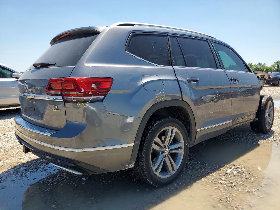 2018 Volkswagen Atlas მანქანა იყიდება აუქციონზე, vin: 1V2PR2CA8JC581248, აუქციონის ნომერი: 53375986