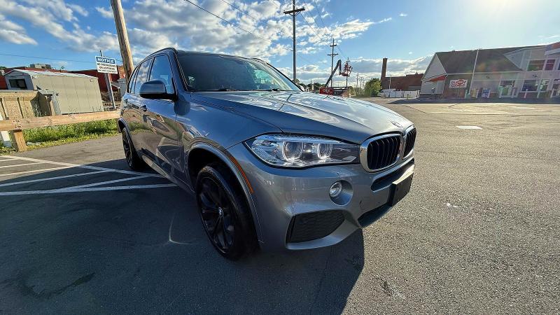 55984326 :رقم المزاد ، 5UXKR0C36H0V71913 vin ، 2017 Bmw X5 مزاد بيع