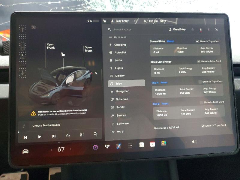 Продажа на аукционе авто 2024 Tesla Model 3, vin: 5YJ3E1EA6RF863860, номер лота: 52739716