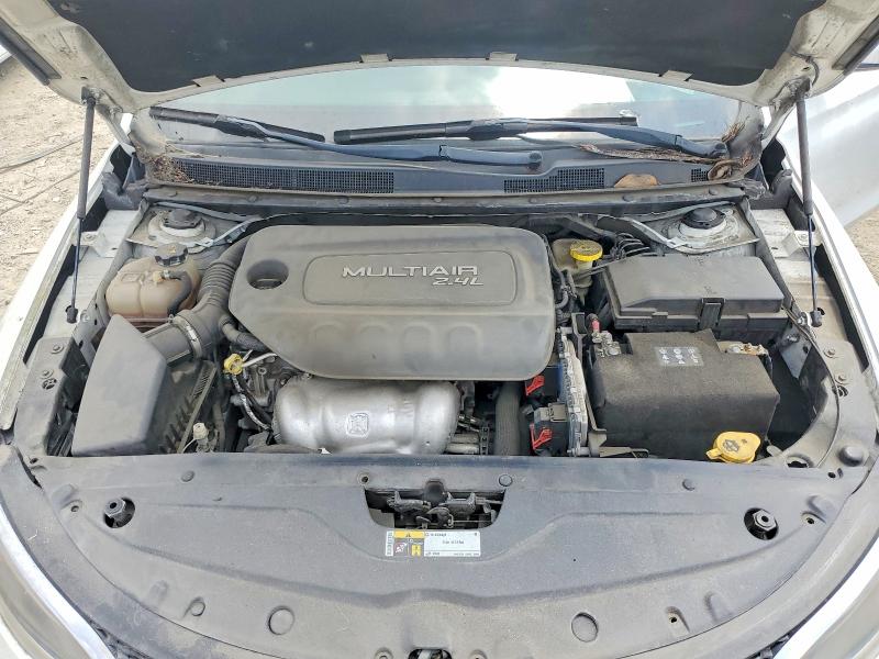 2015 Chrysler 200 მანქანა იყიდება აუქციონზე, vin: 1C3CCCABXFN587507, აუქციონის ნომერი: 53389976