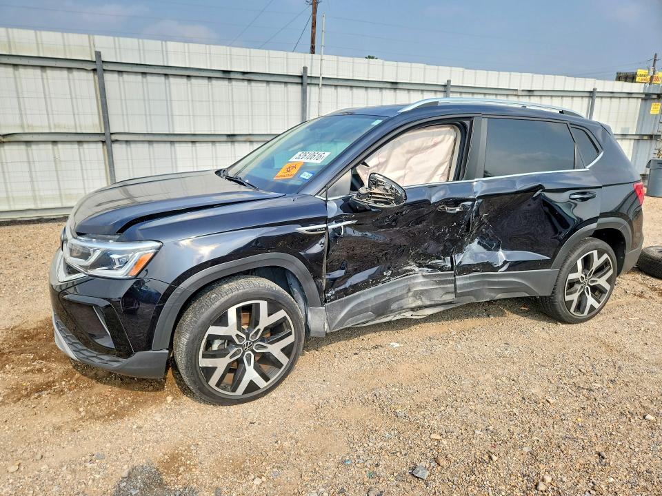 Auction sale of the 2022 Volkswagen Taos, vin: 3VV2X7B2XNM073670, lot number: 52610616