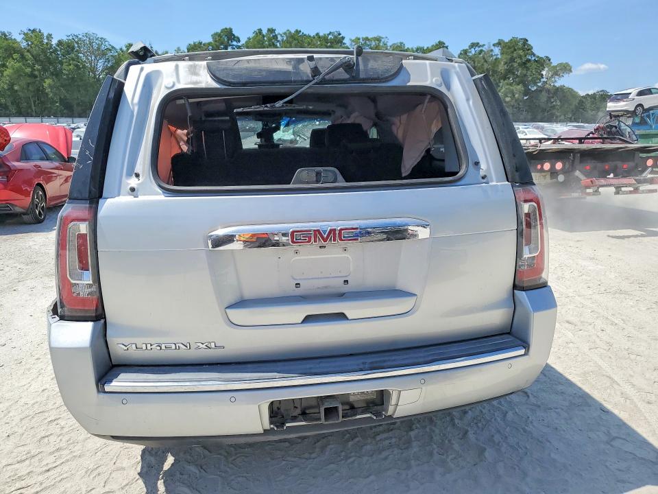 52026676 :رقم المزاد ، 1GKS1HKJ2HR368203 vin ، 2017 Gmc Yukon Xl مزاد بيع