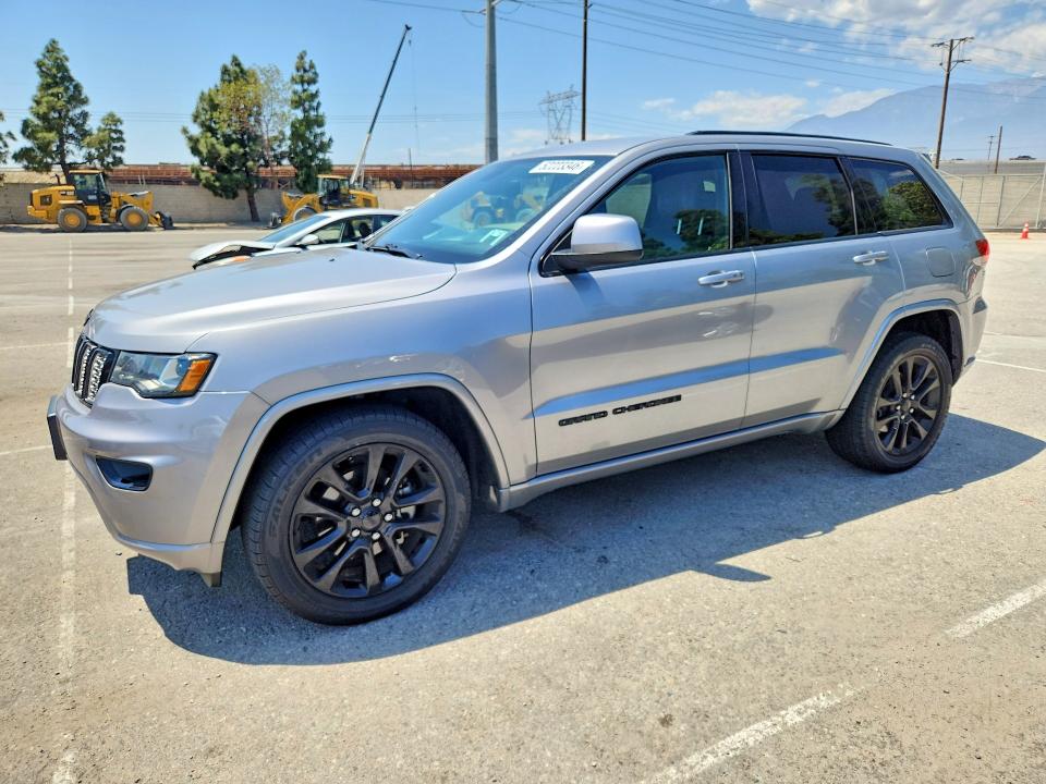 52223346 :رقم المزاد ، 1C4RJEAG0JC208408 vin ، 2018 Jeep Grand Cherokee مزاد بيع
