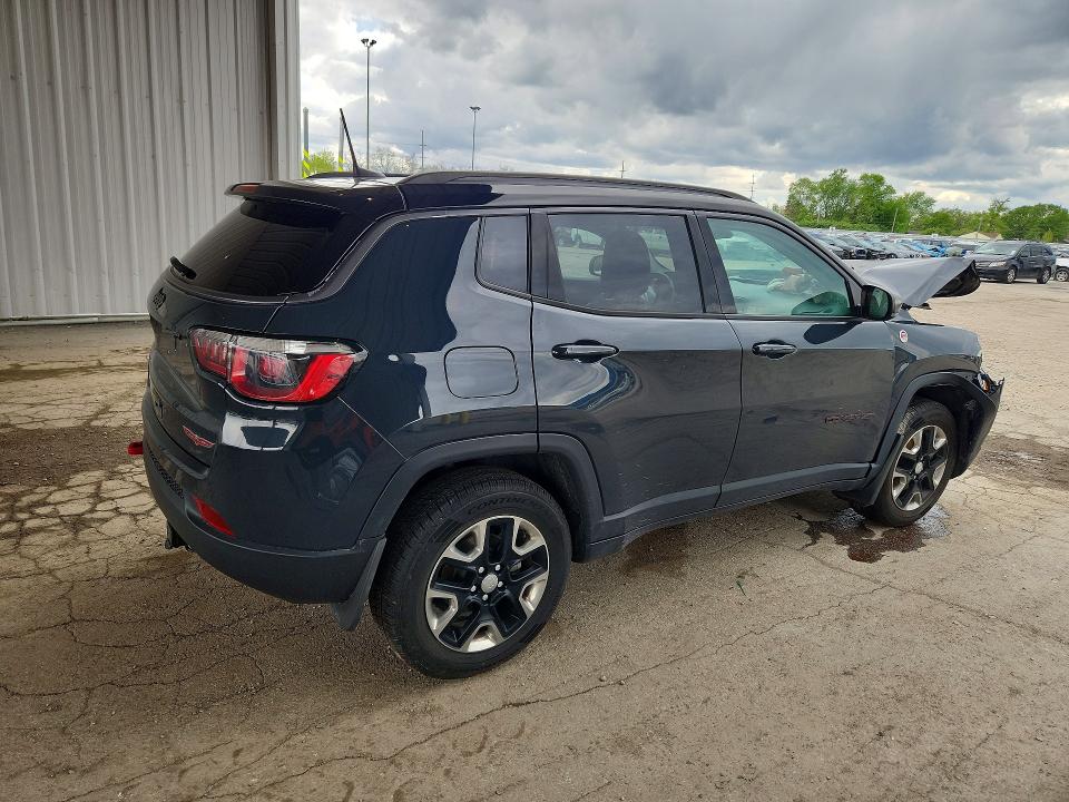 2017 Jeep Compass მანქანა იყიდება აუქციონზე, vin: 3C4NJDDBXHT597551, აუქციონის ნომერი: 51283236