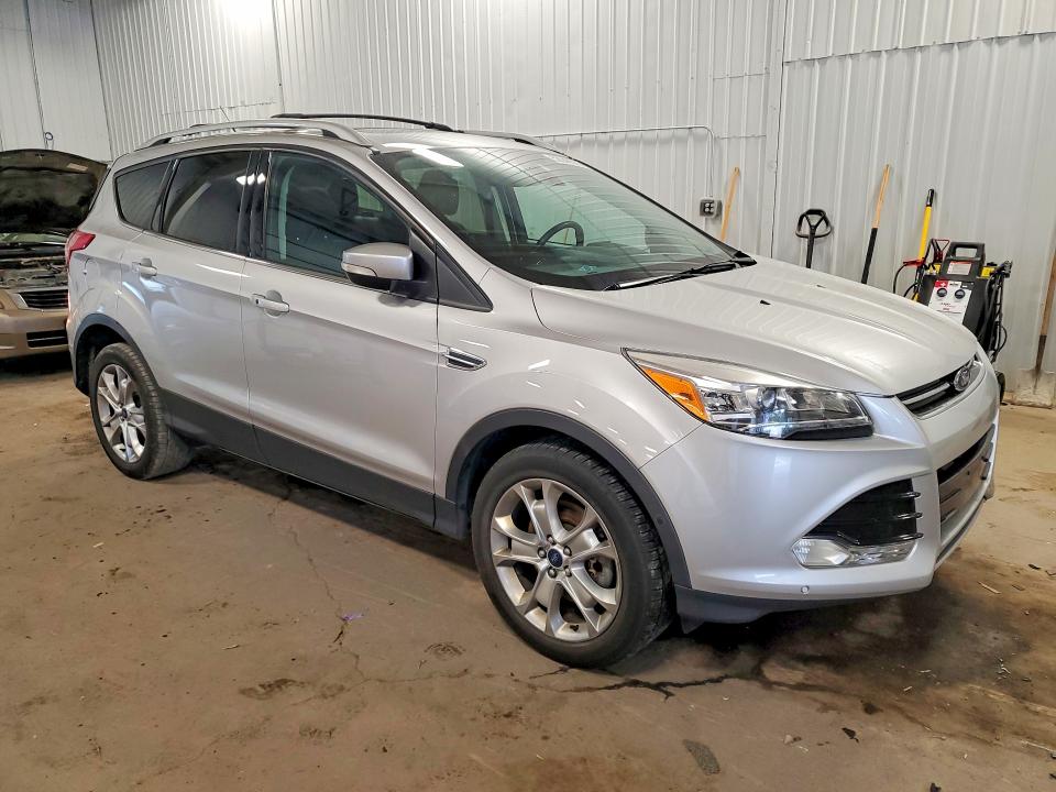 52048516 :رقم المزاد ، 1FMCU9J97FUA01940 vin ، 2015 Ford Escape مزاد بيع