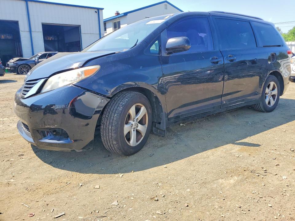 53540116 :رقم المزاد ، 5TDKK3DC7BS150387 vin ، 2011 Toyota Sienna مزاد بيع