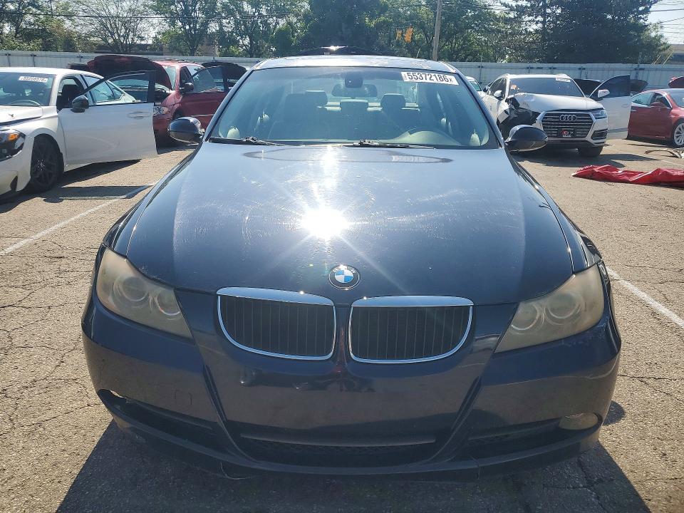 Продажа на аукционе авто 2006 Bmw 325, vin: WBAVB13516KX48571, номер лота: 55372186