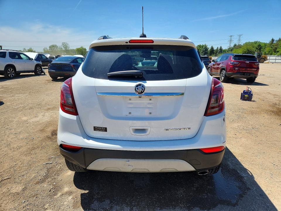 54781756 :رقم المزاد ، KL4CJASBXMB316900 vin ، 2021 Buick Encore مزاد بيع