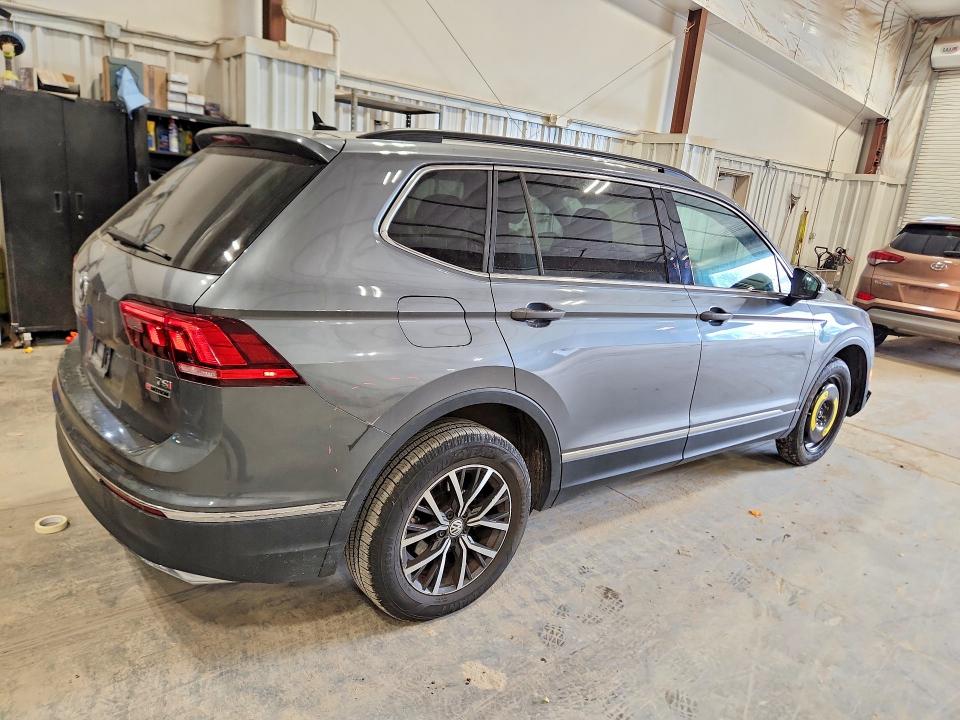 Aukcja sprzedaży 2018 Volkswagen Tiguan, vin: 3VV2B7AX1JM219685, numer aukcji: 53455736